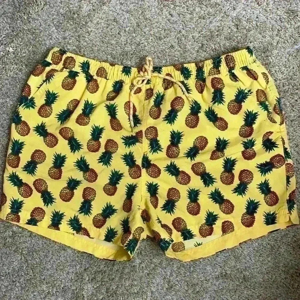 Summertime! Men swimming short -swing short